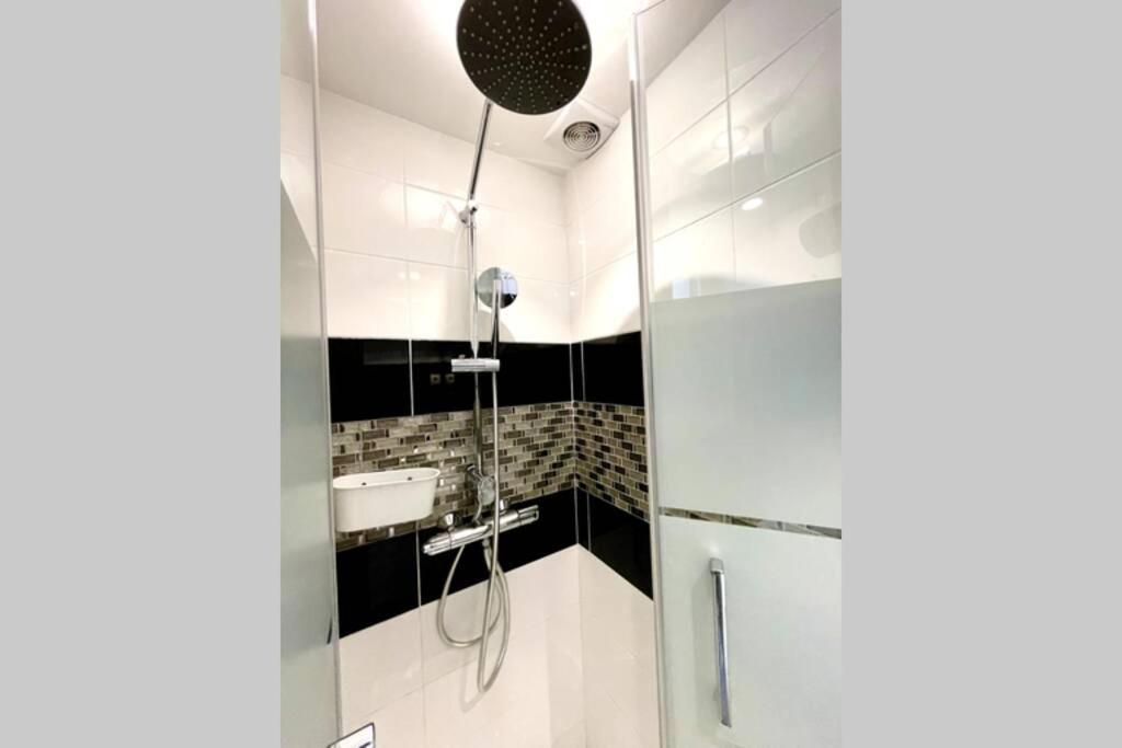 Exceptionnelle Maison De Ville ✧Cour Privee ✧Metro Παρίσι Εξωτερικό φωτογραφία
